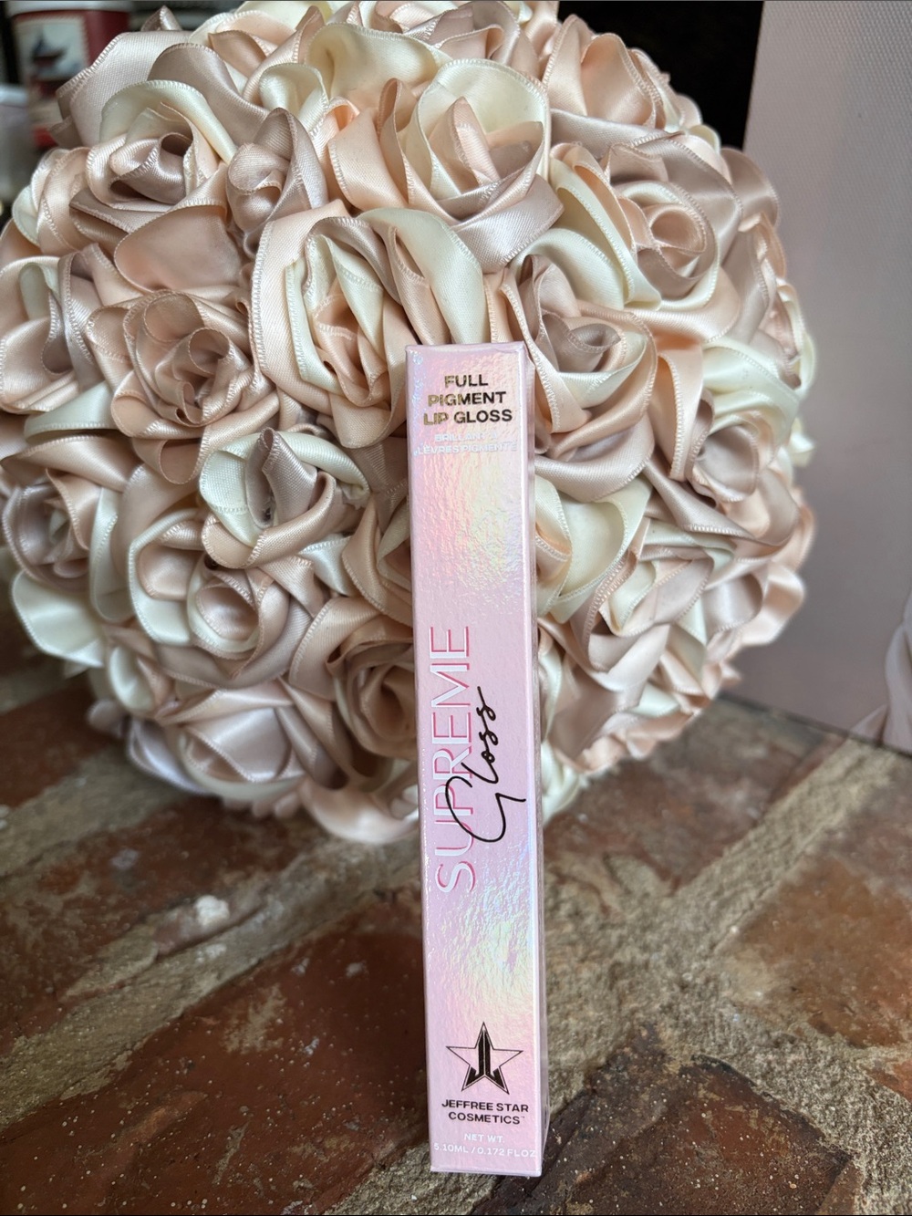 Jeffree Star Iridescent Supreme Gloss- Weirdo